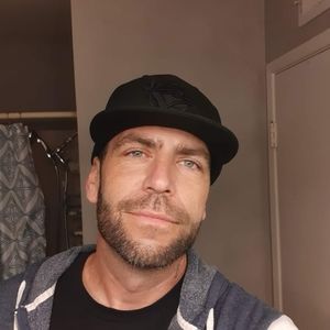 Meet your Posher, Human animal